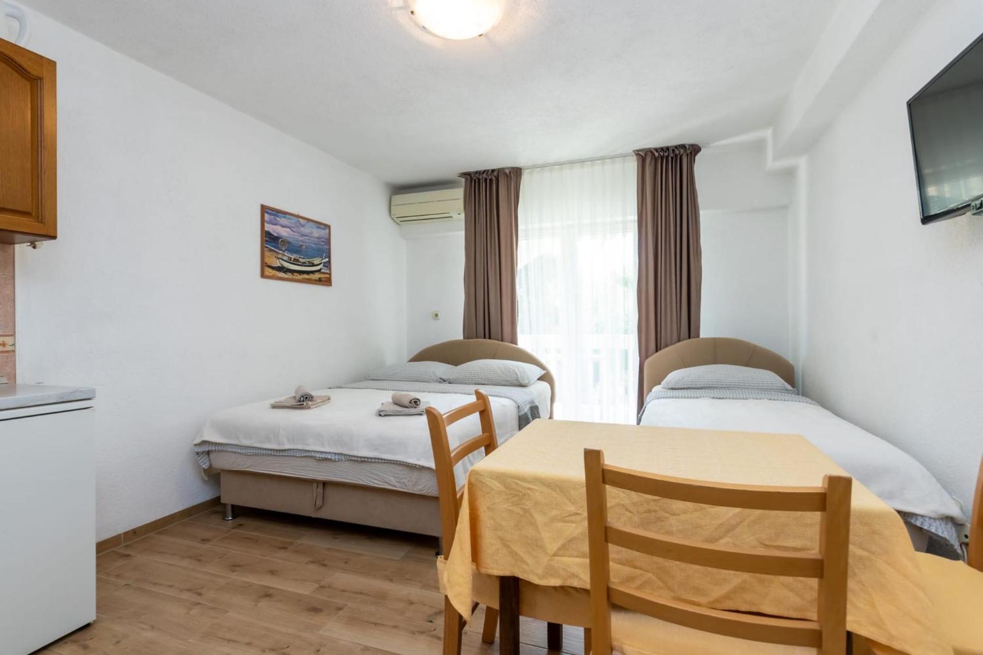 Apartments Dino Kaštela Eksteriør billede