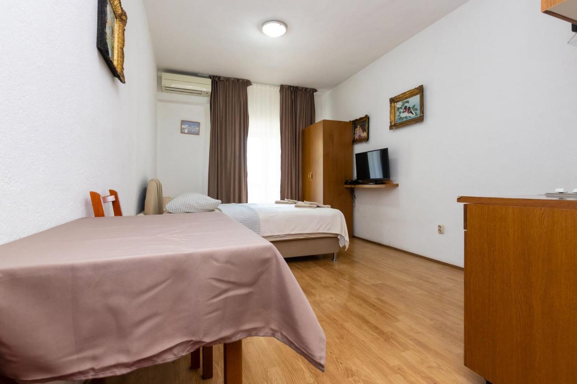 Apartments Dino Kaštela Eksteriør billede