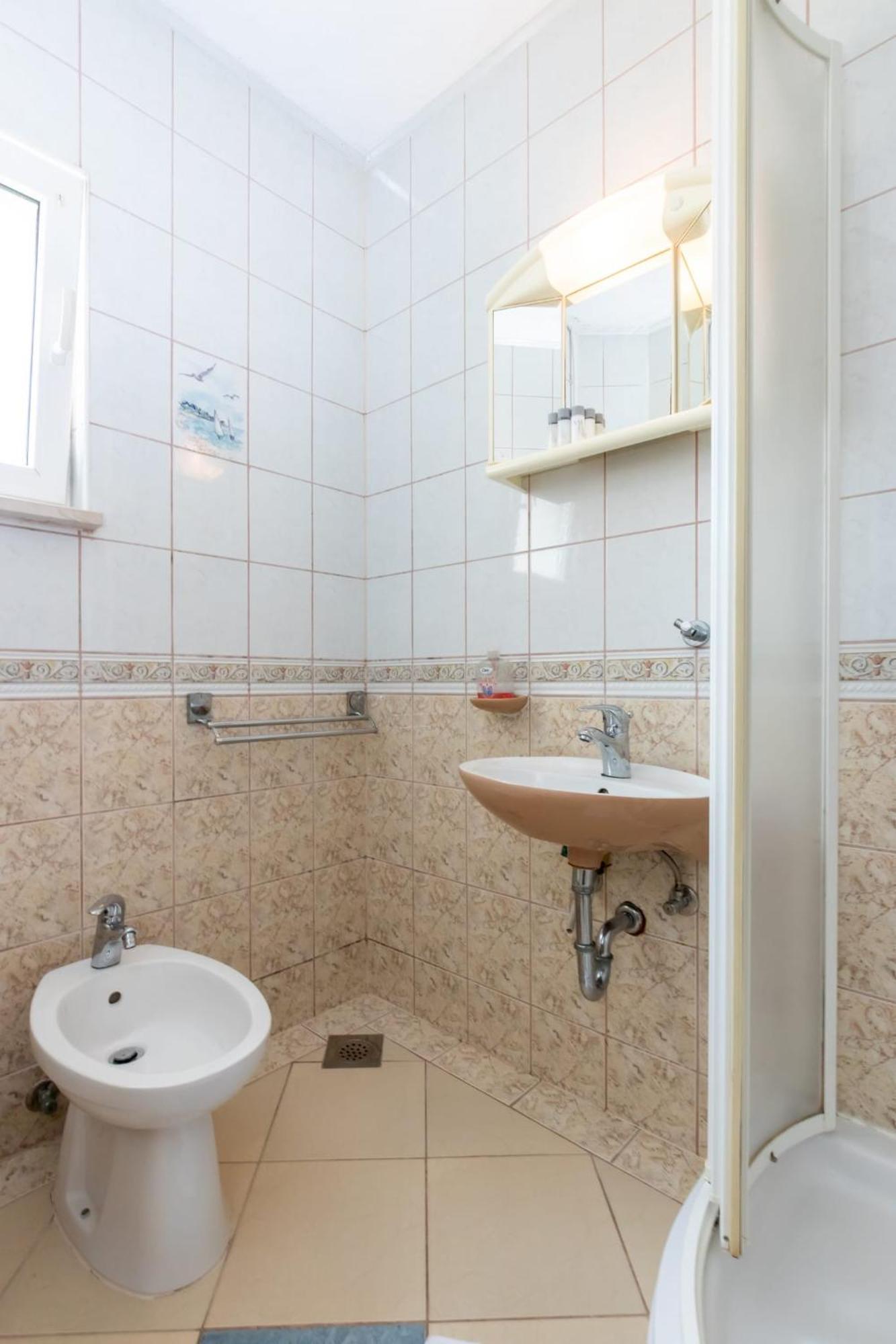 Apartments Dino Kaštela Eksteriør billede