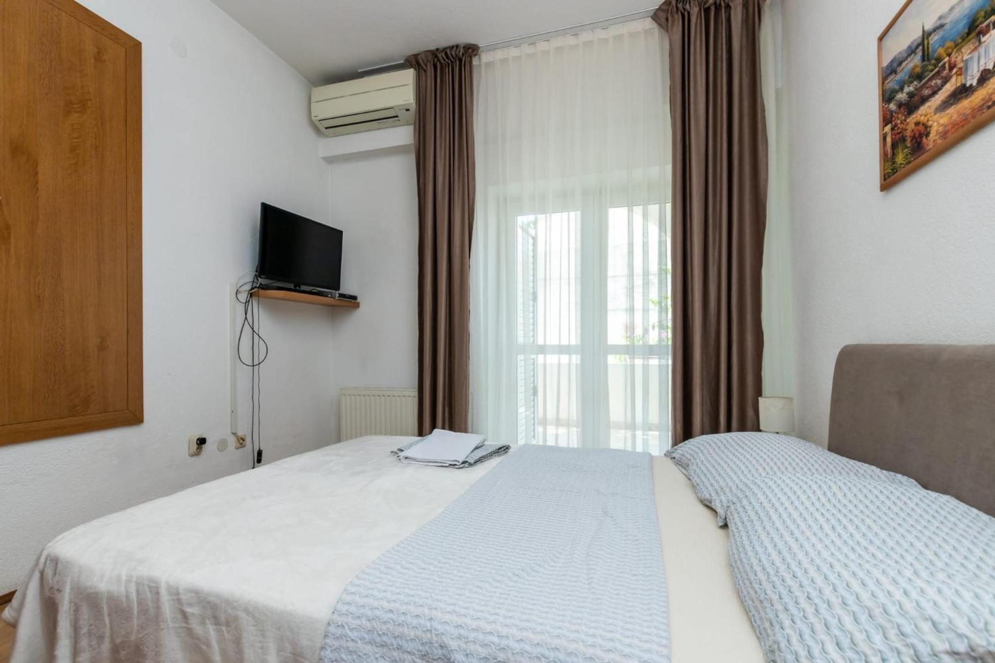 Apartments Dino Kaštela Eksteriør billede