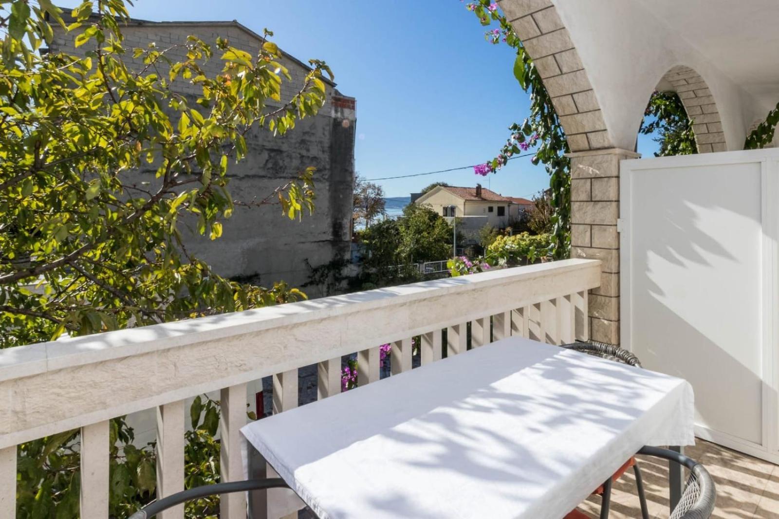 Apartments Dino Kaštela Eksteriør billede