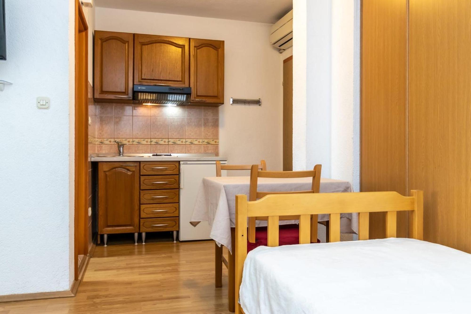 Apartments Dino Kaštela Eksteriør billede